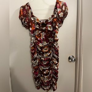 XL brown floral dress. Worn once excellent condition.